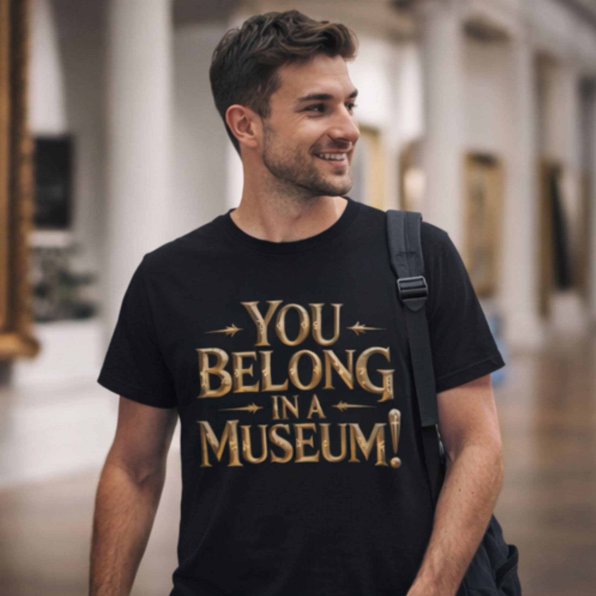 Person trägt schwarzes You Belong In A Museum™ Statement T-Shirt im Alltag – Premium Shirt von AFK WEAR